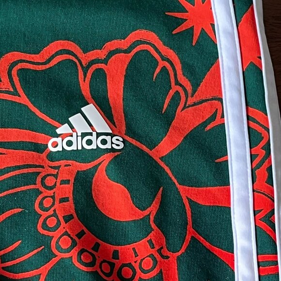 Adidas x Farm Rio Biker Bike Shorts Women's Size LARGE L Tropical Green Orange - Picture 3 of 9